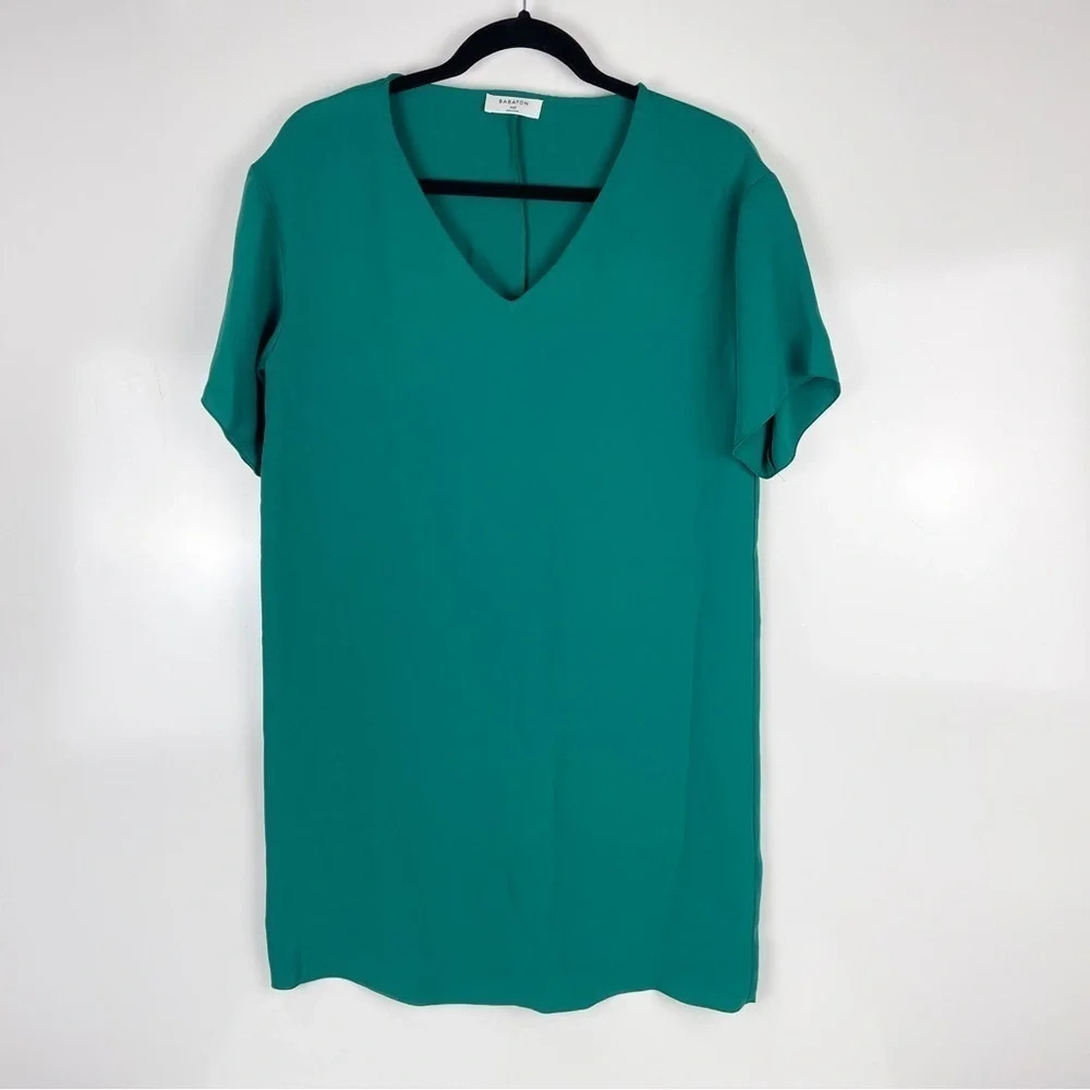 Aritzia Babaton Aaron V-Neck Mini Shift Dress Green Size XXS